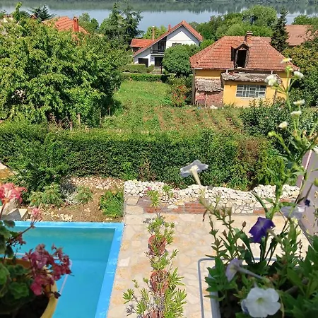 Lux Apartmans-vila Mali Raj *