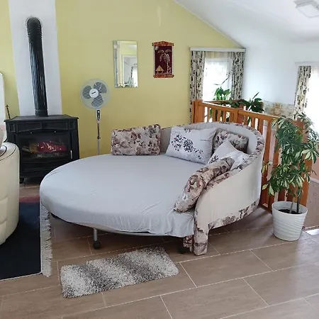 Lux Apartmans-vila Mali Raj * Udovice